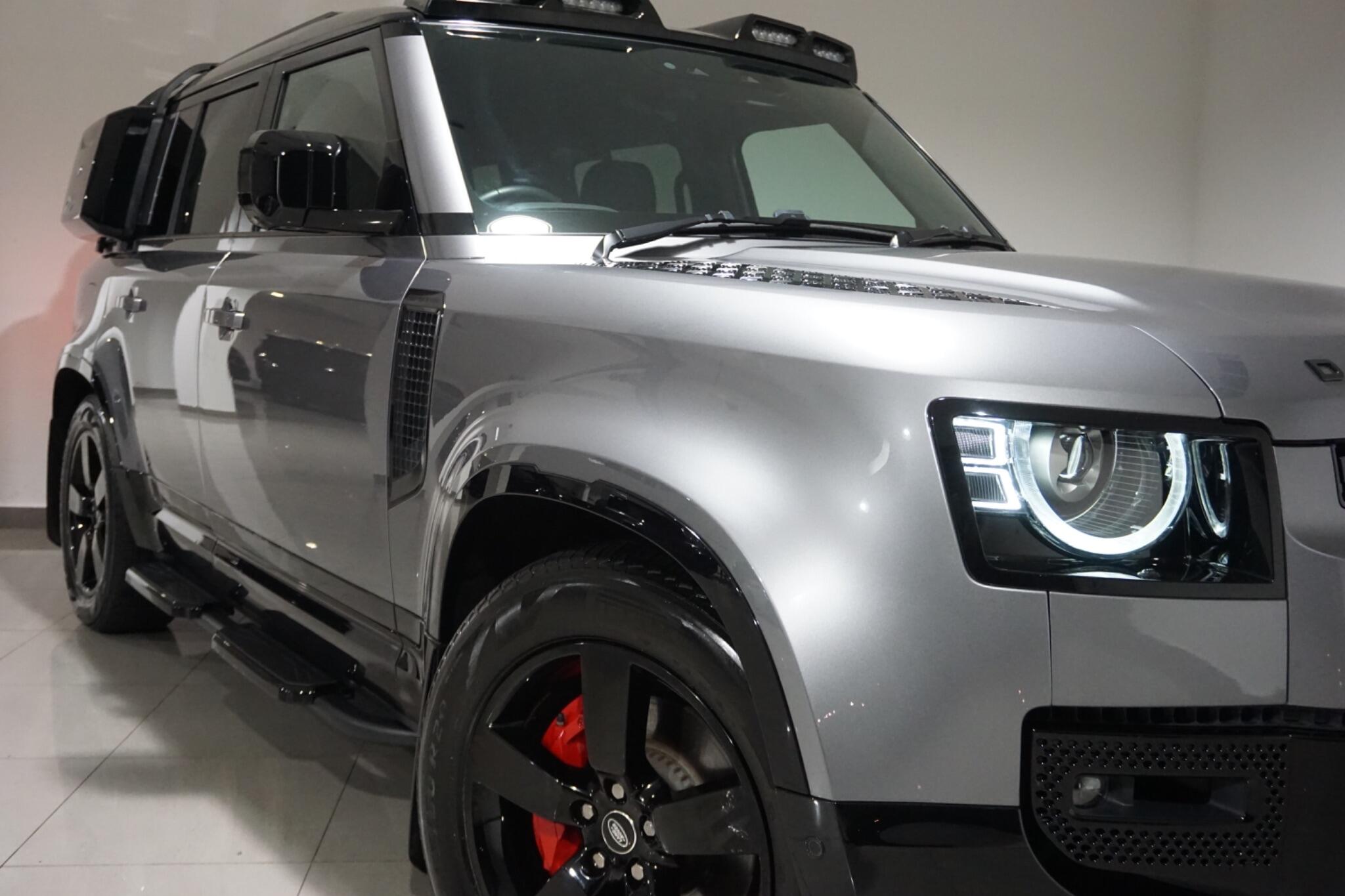 Land Rover Defender 110 2.0 P400e 15.4kWh X-Dynamic SE SUV 5dr Petrol Plug-in Hybrid Auto 4WD Euro 6 (s/s) (404 ps)